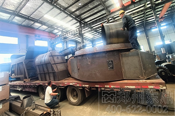 陜西咸陽(yáng)煤泥烘干機(jī)設(shè)備項(xiàng)目裝車發(fā)貨