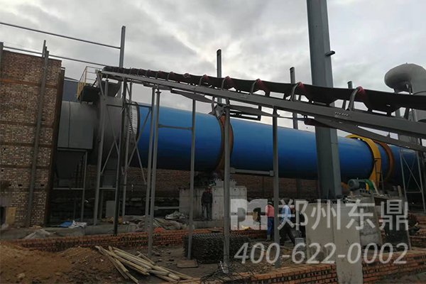 高效煤泥烘干機(jī)設(shè)備安裝現(xiàn)場(chǎng)