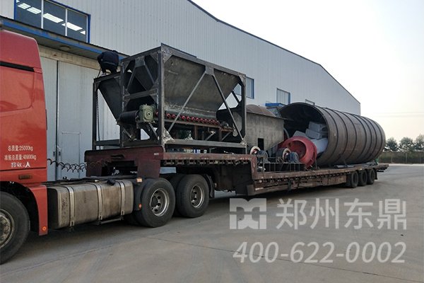 內(nèi)蒙古高產(chǎn)量煤泥干燥機(jī)裝車發(fā)貨現(xiàn)場