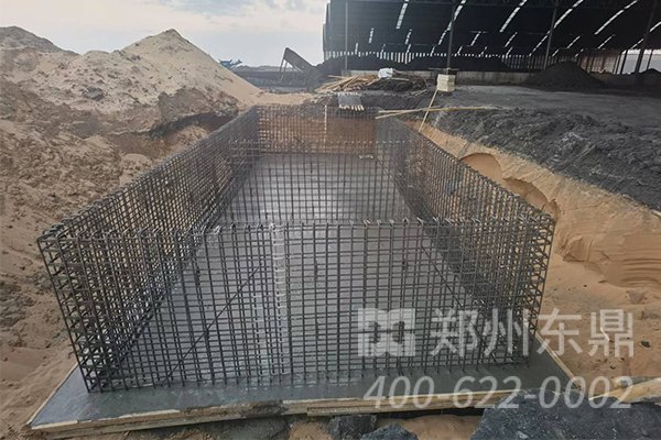 內(nèi)蒙古伊旗1000噸煤泥烘干機項目基礎建設現(xiàn)場